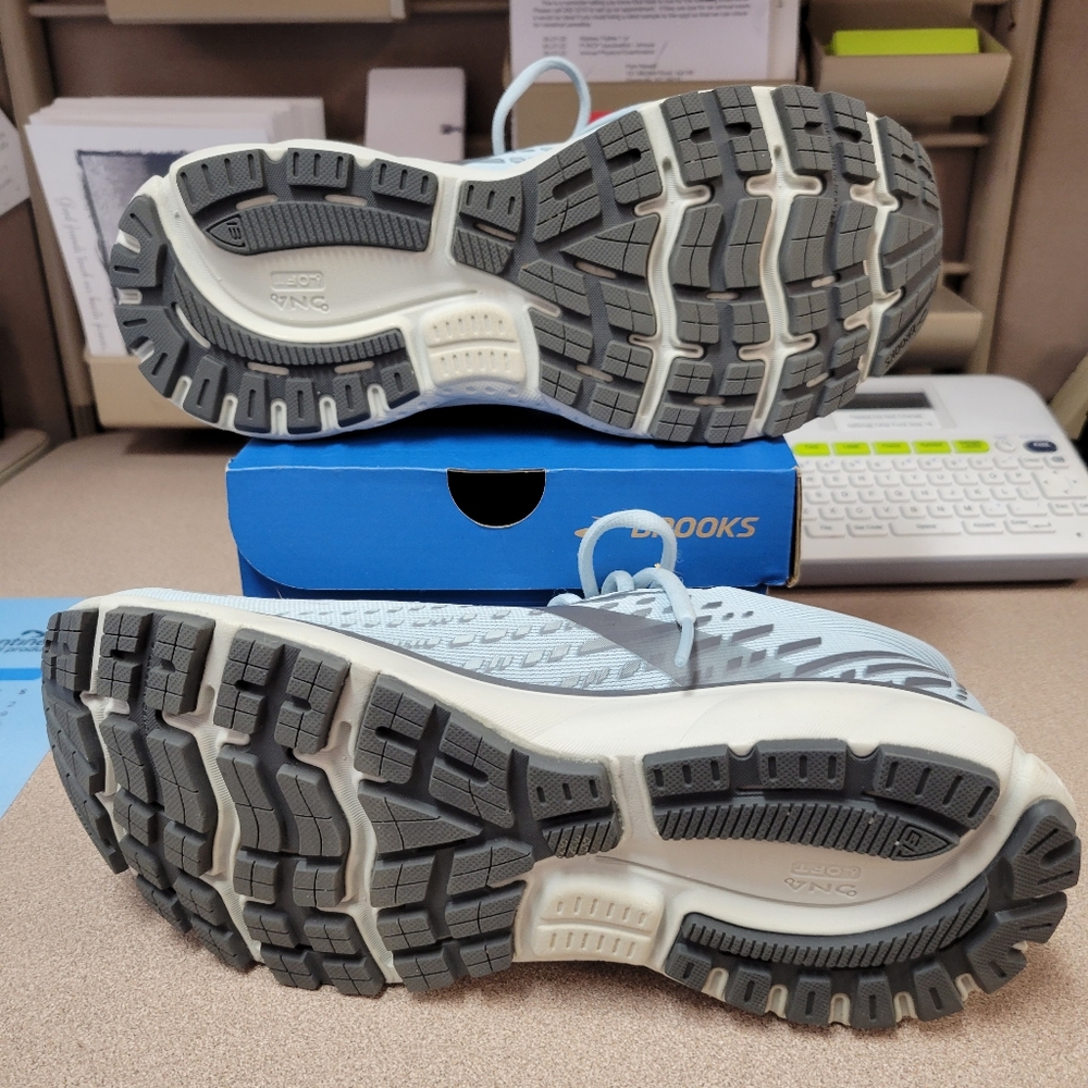 Brooks running shoes, 9M, ice blue with gray/orange